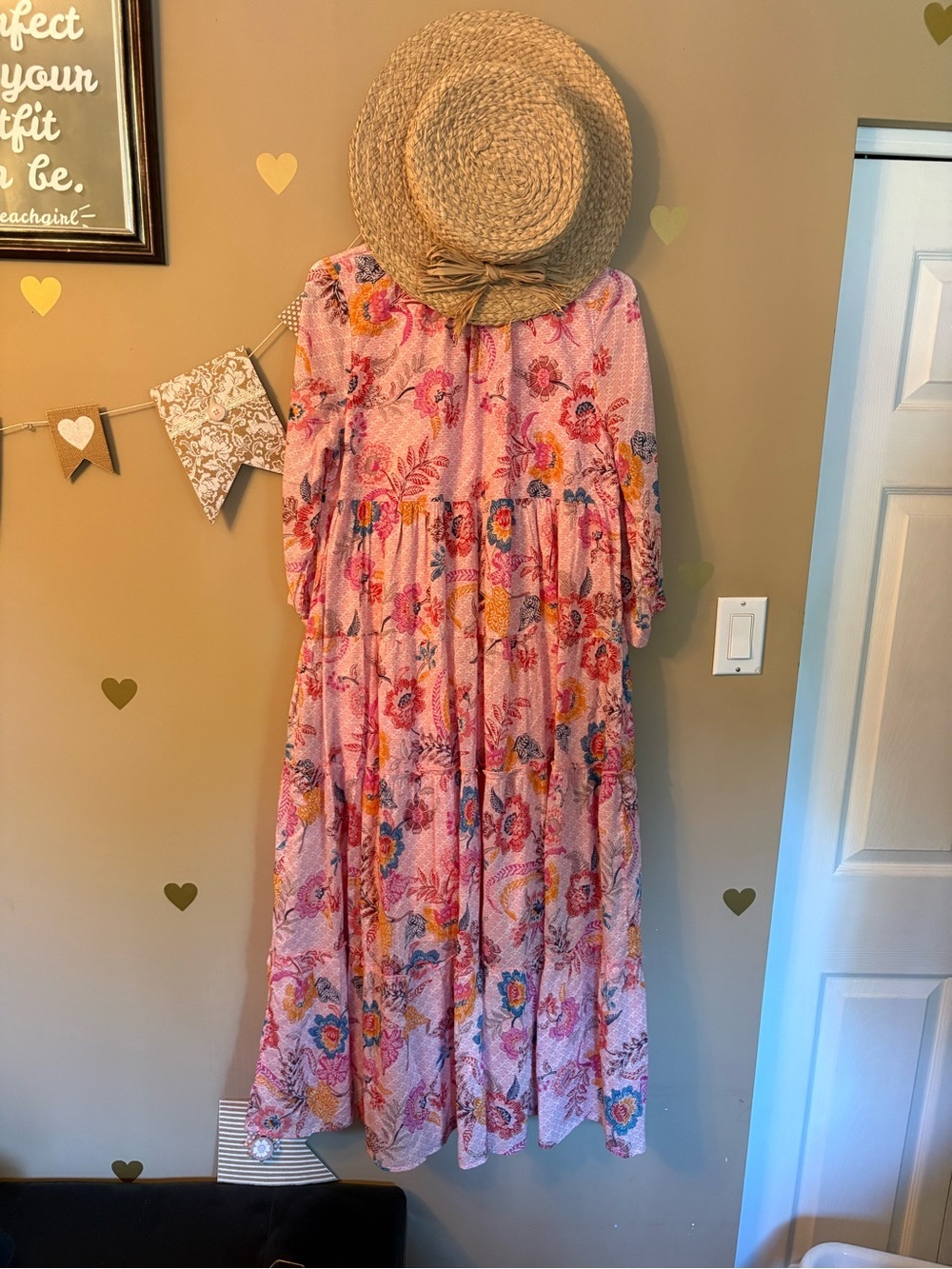 Molly Bracken Pink Alba Floral Tiered Maxi Dress - Picture 15 of 15